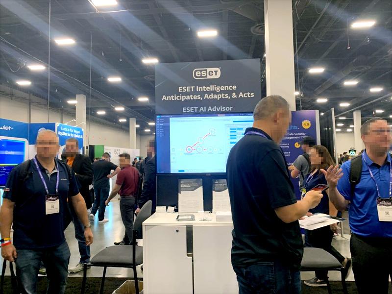 弊社が国内総販売代理店を務めるESETもAIパビリオンで出展していました